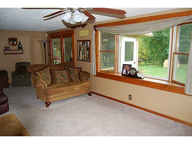 10374 Butler Road Northeast Newark, OH 43055 - Photo 9 of 24 Gallery Image 9