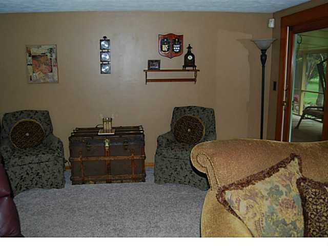 10374 Butler Road Northeast Newark, OH 43055 - Photo 10 of 24 Gallery Image 10