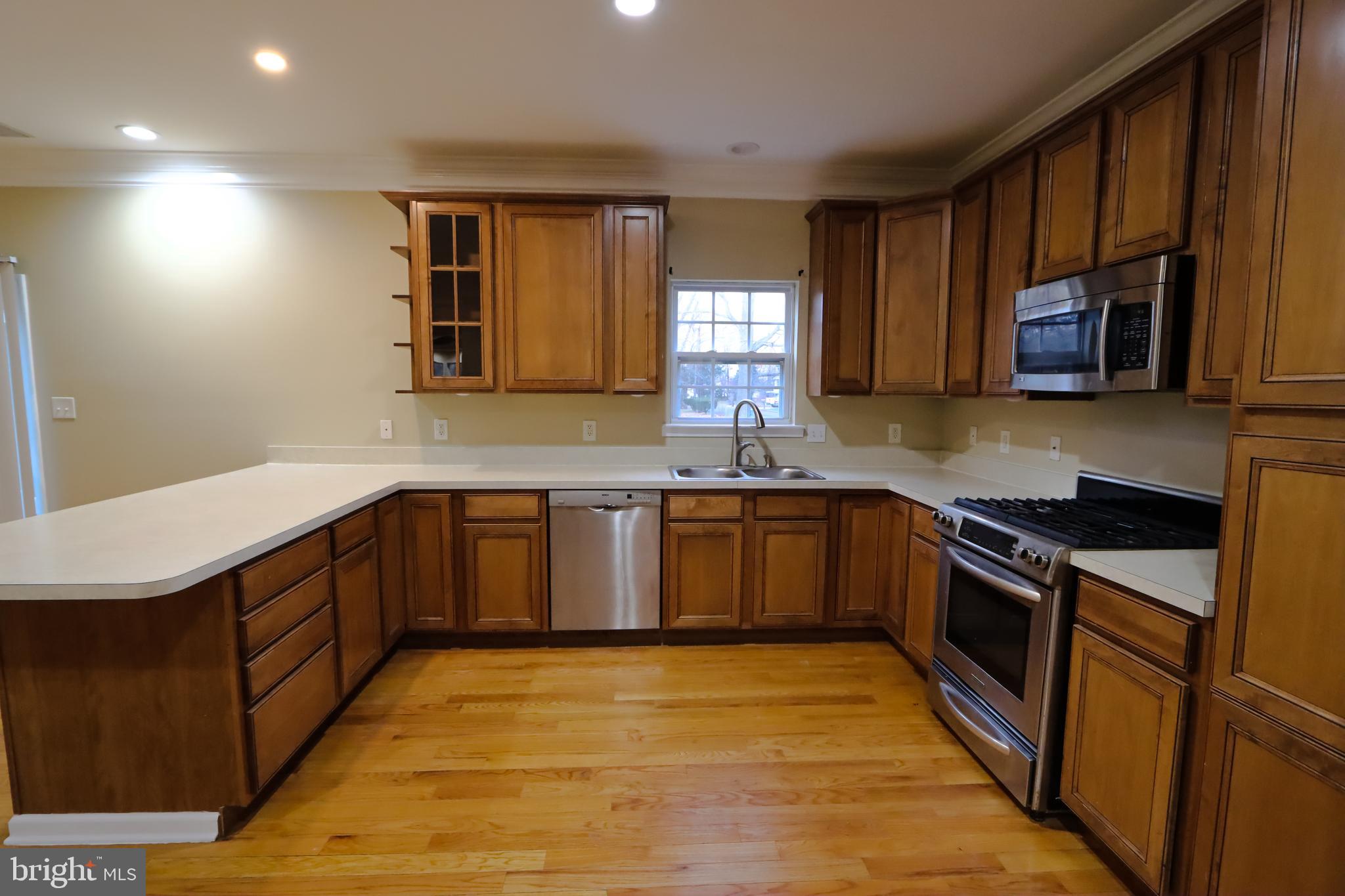 2002 Beverly Road Burlington Township, NJ 08016 - Photo 15 of 42 Gallery Image 15