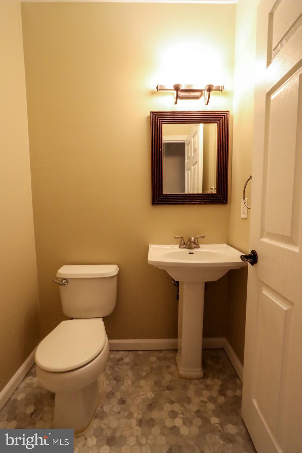 2002 Beverly Road Burlington Township, NJ 08016 - Photo 17 of 42 Gallery Image 17
