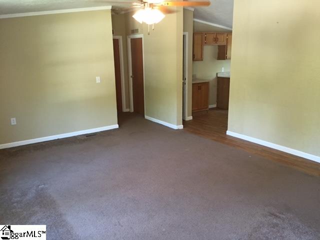 138 Deer Valley Road Laurens, SC 29360 - Photo 2 of 11