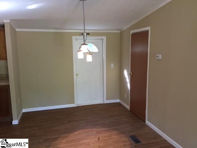 138 Deer Valley Road Laurens, SC 29360 - Photo 3 of 11