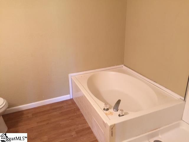 138 Deer Valley Road Laurens, SC 29360 - Photo 8 of 11