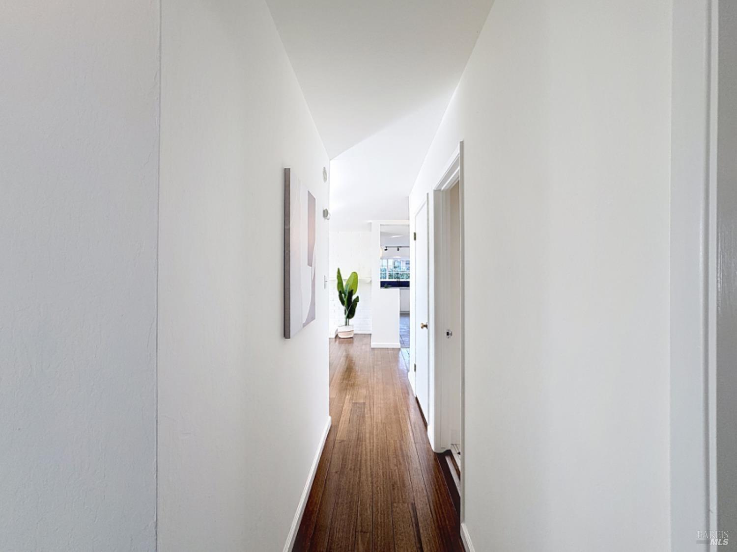 587 Tanbark Terrace San Rafael, CA 94903 - Photo 21 of 51