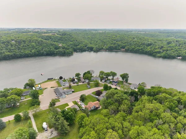 $950,000 | 56814 402nd Avenue, Mazeppa, MN 55956