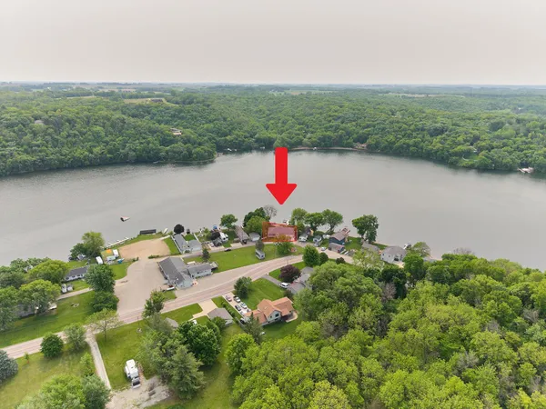 $950,000 | 56814 402nd Avenue, Mazeppa, MN 55956