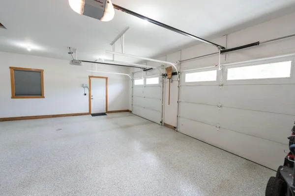 $950,000 | 56814 402nd Avenue, Mazeppa, MN 55956