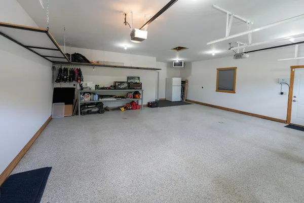 $950,000 | 56814 402nd Avenue, Mazeppa, MN 55956