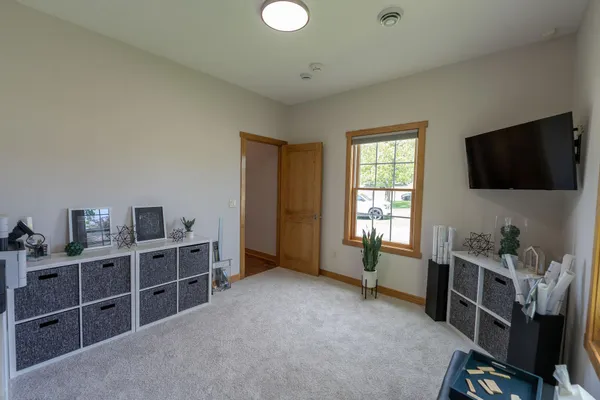 $950,000 | 56814 402nd Avenue, Mazeppa, MN 55956