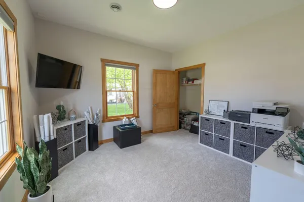 $950,000 | 56814 402nd Avenue, Mazeppa, MN 55956