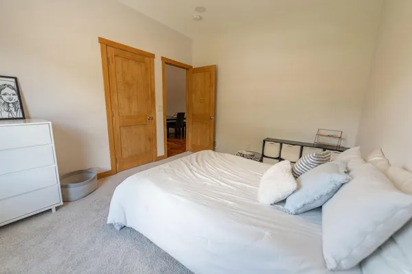 $950,000 | 56814 402nd Avenue, Mazeppa, MN 55956