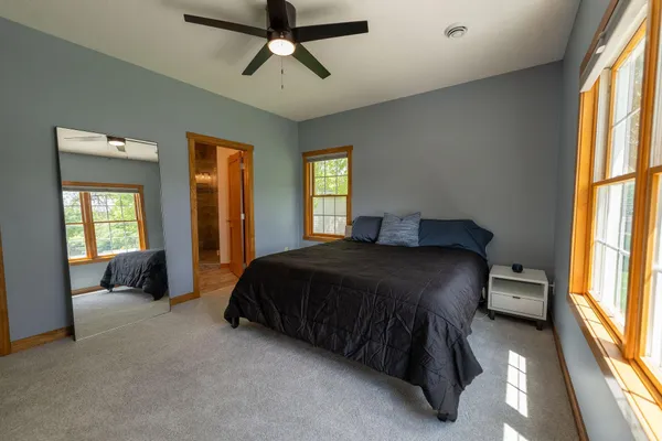 $950,000 | 56814 402nd Avenue, Mazeppa, MN 55956