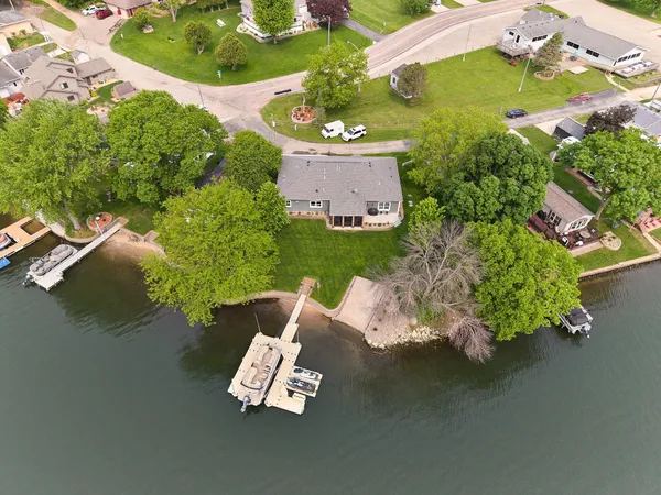 $950,000 | 56814 402nd Avenue, Mazeppa, MN 55956