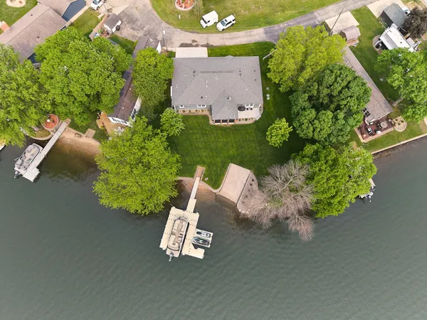 $950,000 | 56814 402nd Avenue, Mazeppa, MN 55956