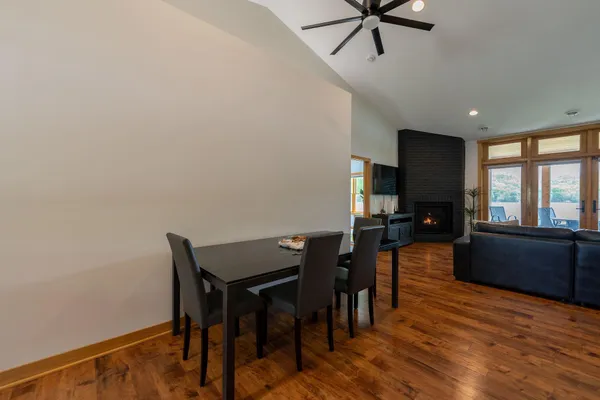 $950,000 | 56814 402nd Avenue, Mazeppa, MN 55956