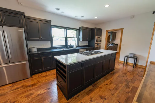 $950,000 | 56814 402nd Avenue, Mazeppa, MN 55956