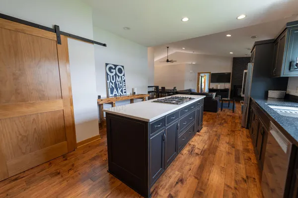 $950,000 | 56814 402nd Avenue, Mazeppa, MN 55956