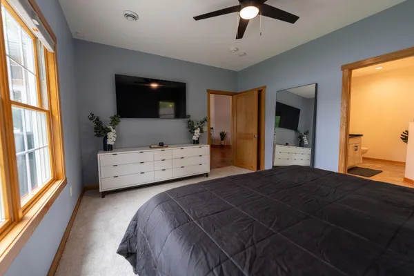 $950,000 | 56814 402nd Avenue, Mazeppa, MN 55956