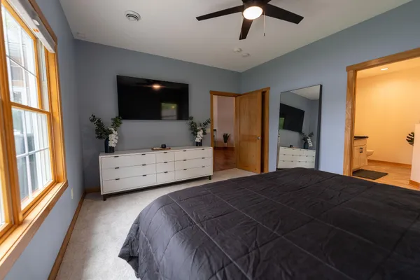 $950,000 | 56814 402nd Avenue, Mazeppa, MN 55956