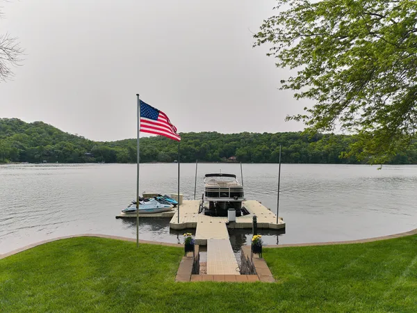 $950,000 | 56814 402nd Avenue, Mazeppa, MN 55956