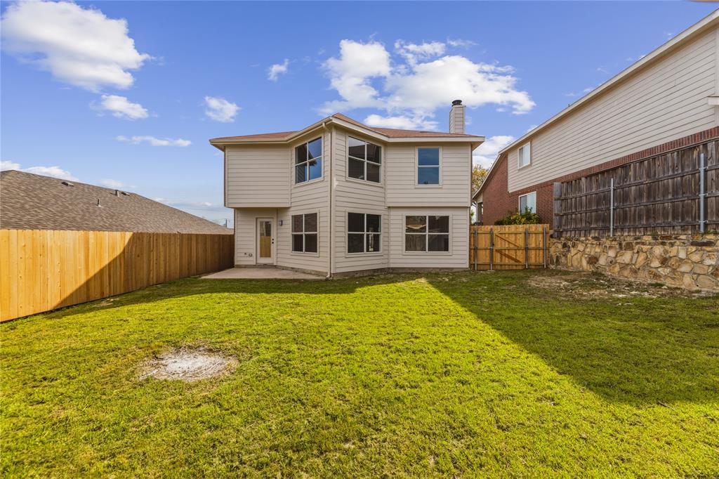 9808 Rockledge Road Fort Worth, TX 76108 - Photo 27 of 30 a view of a house with a swimming pool