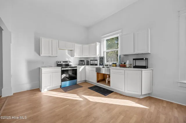 $200,000 | 306 West 2nd Street, Robersonville, NC 27871