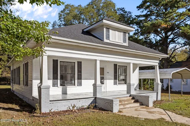 $190,000 | 306 West 2nd Street, Robersonville, NC 27871