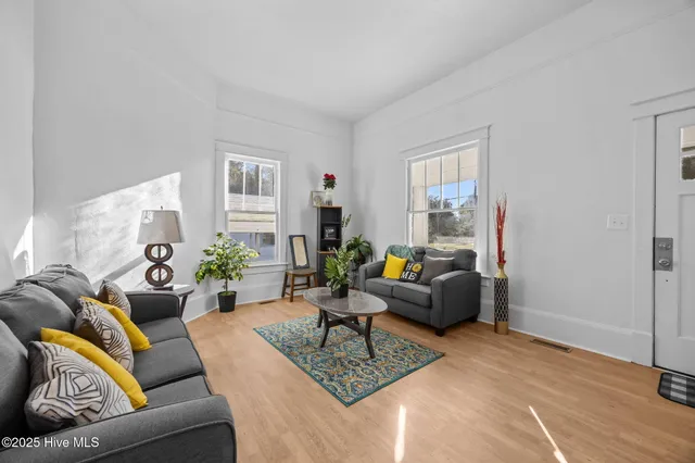 $200,000 | 306 West 2nd Street, Robersonville, NC 27871