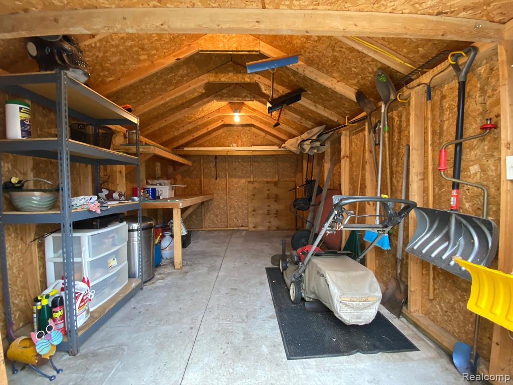 600 North Road Fenton, MI 48430 - Photo 21 of 24 Gallery Image 21