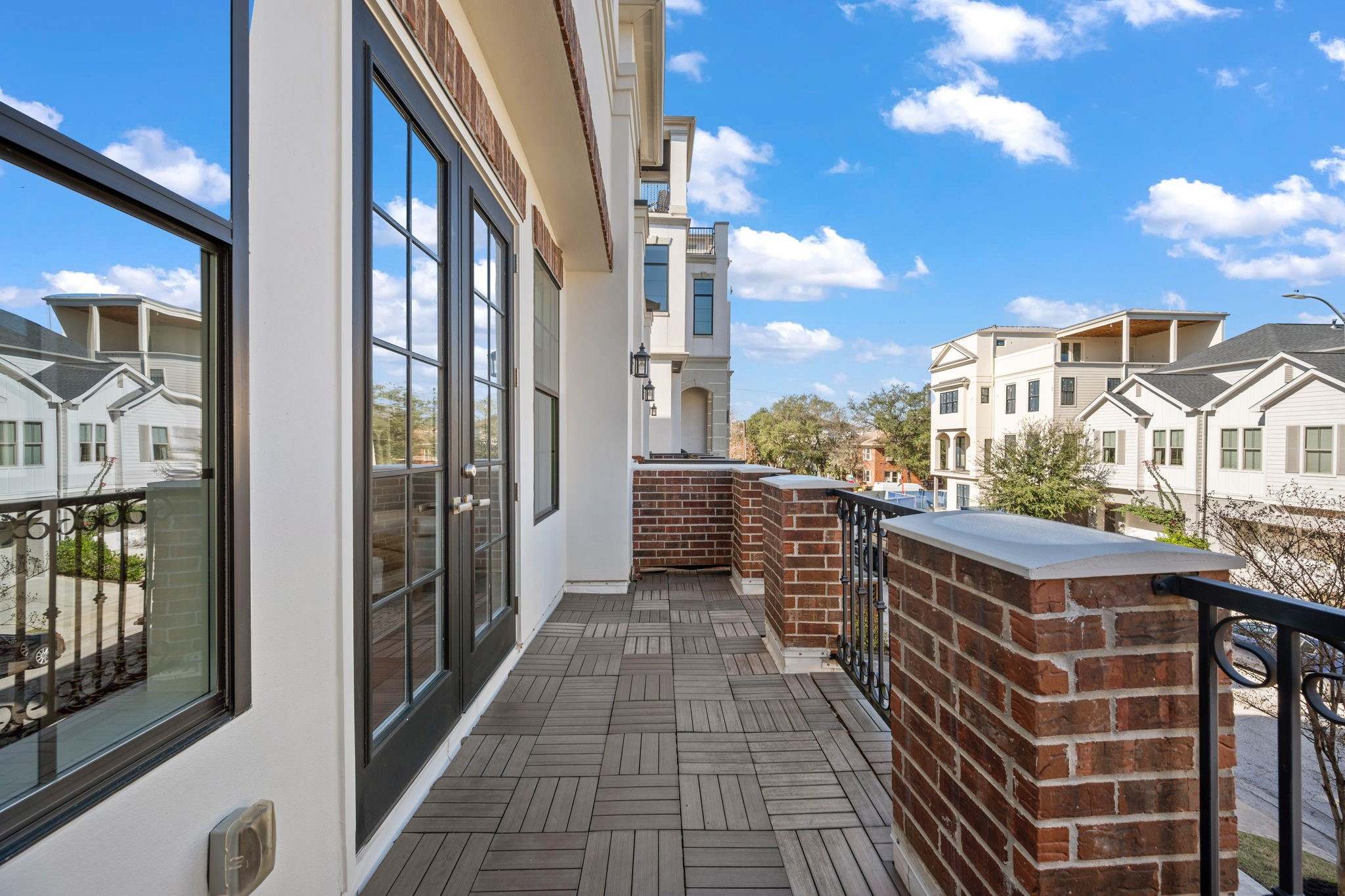 1235 West Bell Street, Unit A Houston, TX 77019 - Photo 14 of 38 Private balcony extending from the primary bedroom.