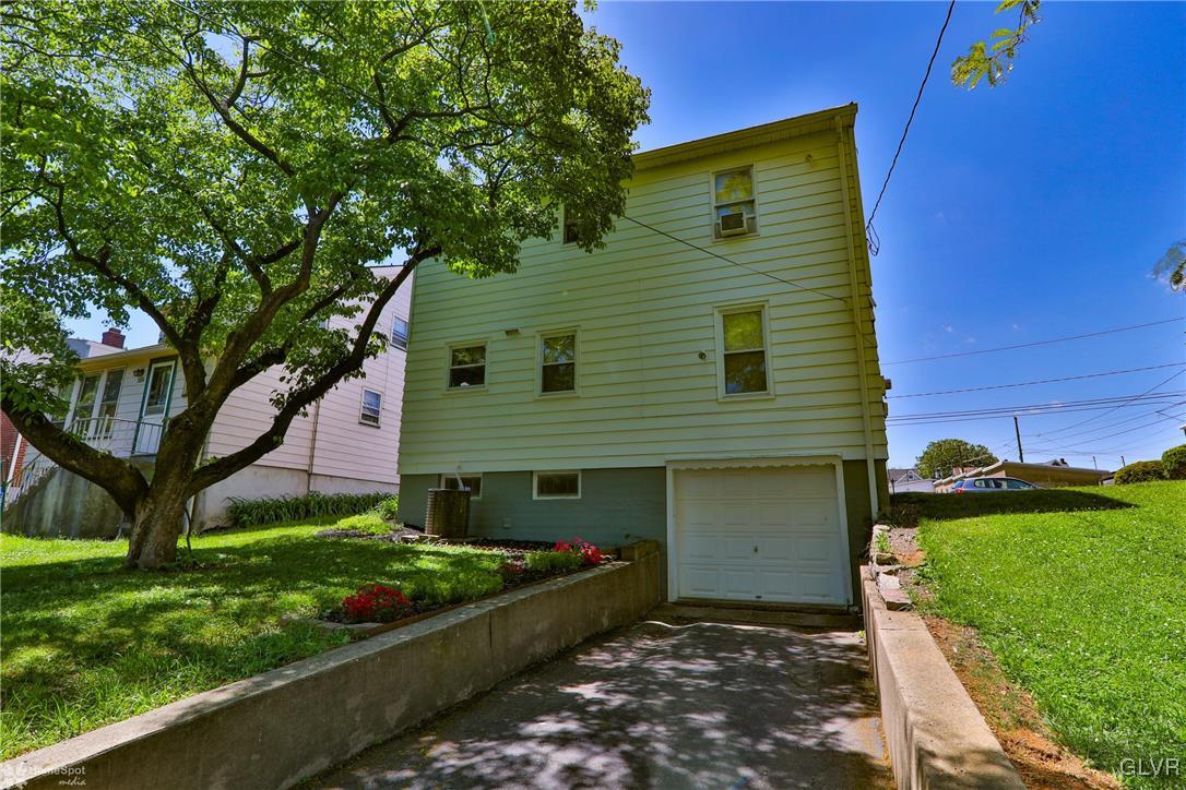 808 Maple Street Bethlehem, PA 18018 - Photo 17 of 18 Gallery Image 17