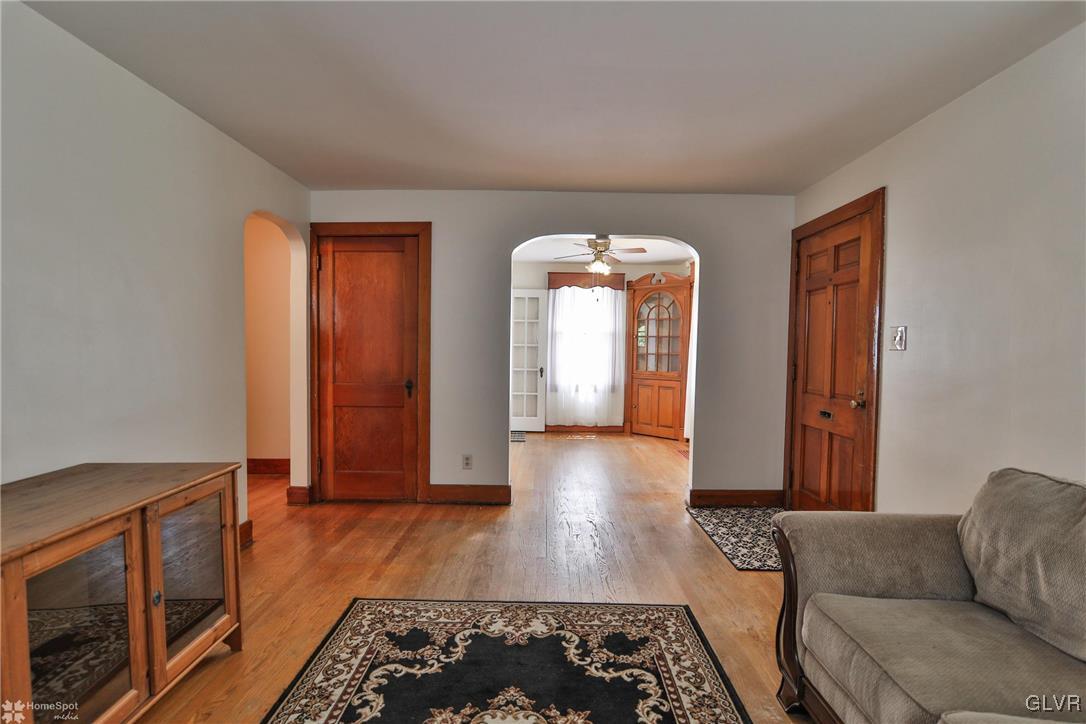 808 Maple Street Bethlehem, PA 18018 - Photo 3 of 18 Gallery Image 3