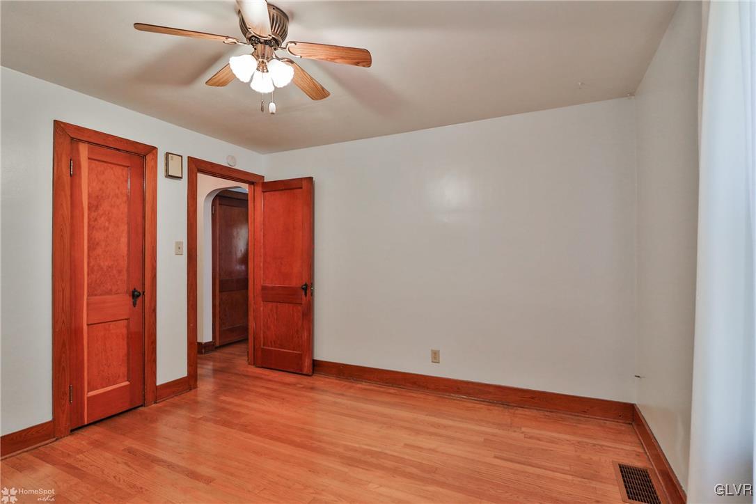 808 Maple Street Bethlehem, PA 18018 - Photo 8 of 18 Gallery Image 8