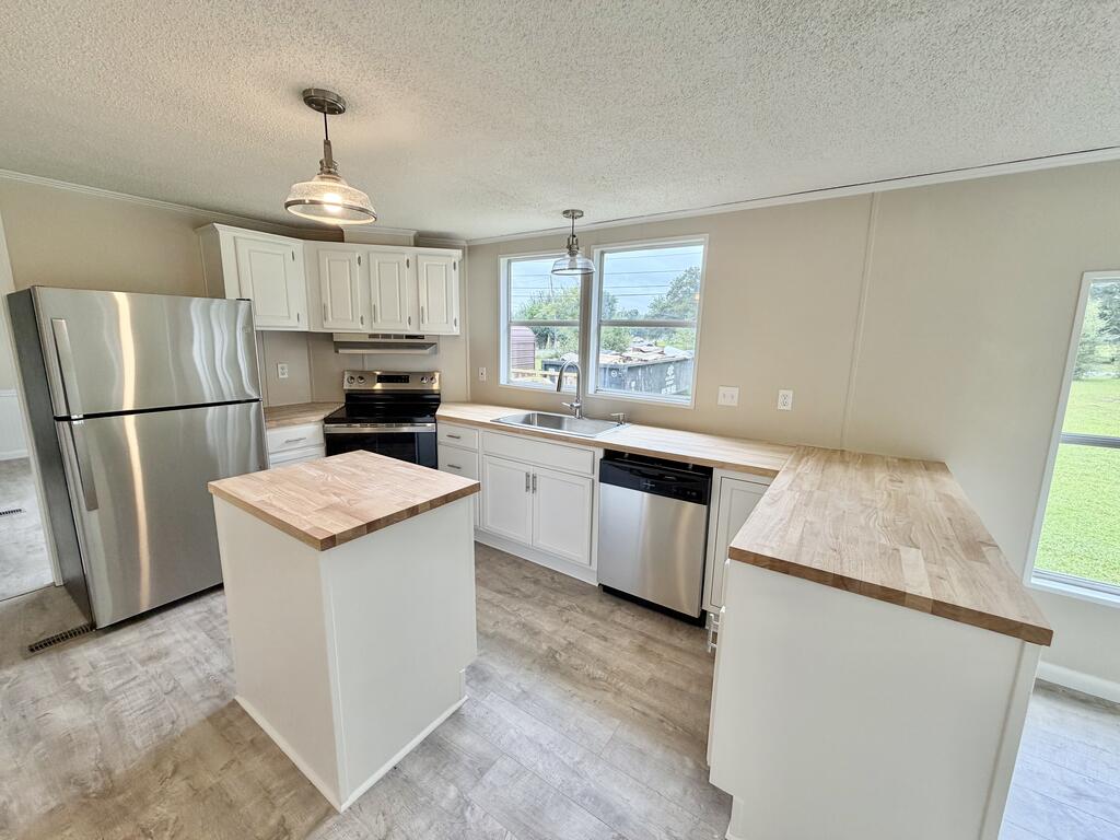 580 Rock Ranch Road Carriere, MS 39426 - Photo 3 of 23 Gallery Image 3