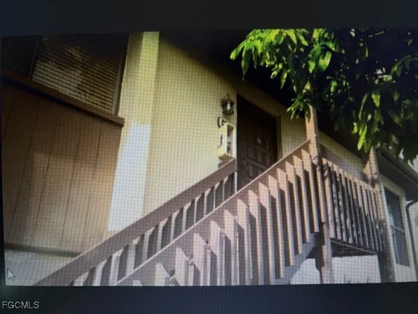 $1,500 | 4928 Vincennes Street, Unit C8, Cape Coral, FL 33904