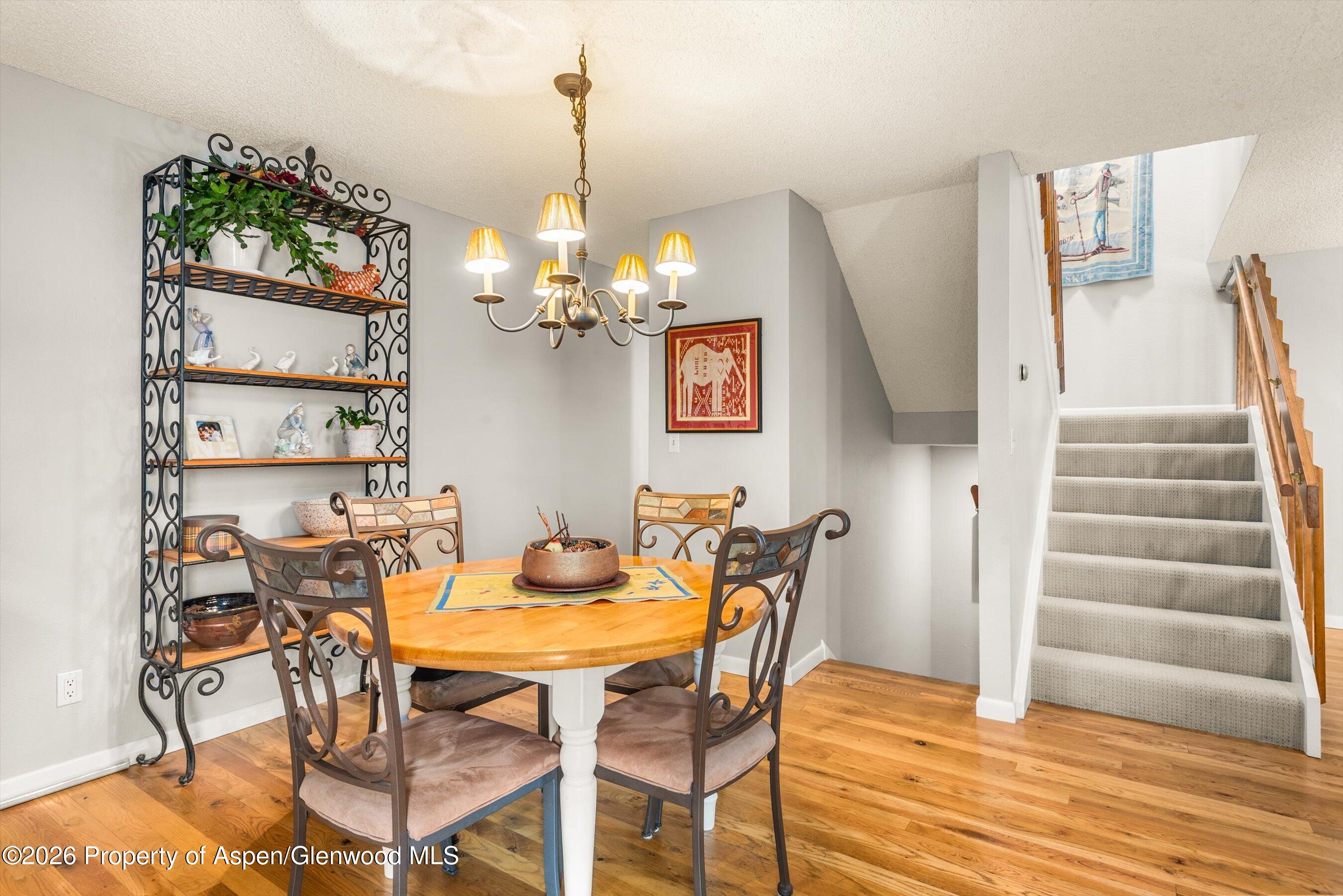 501 Wren Court Basalt, CO 81621 - Photo 8 of 25 1/2 bath off dining