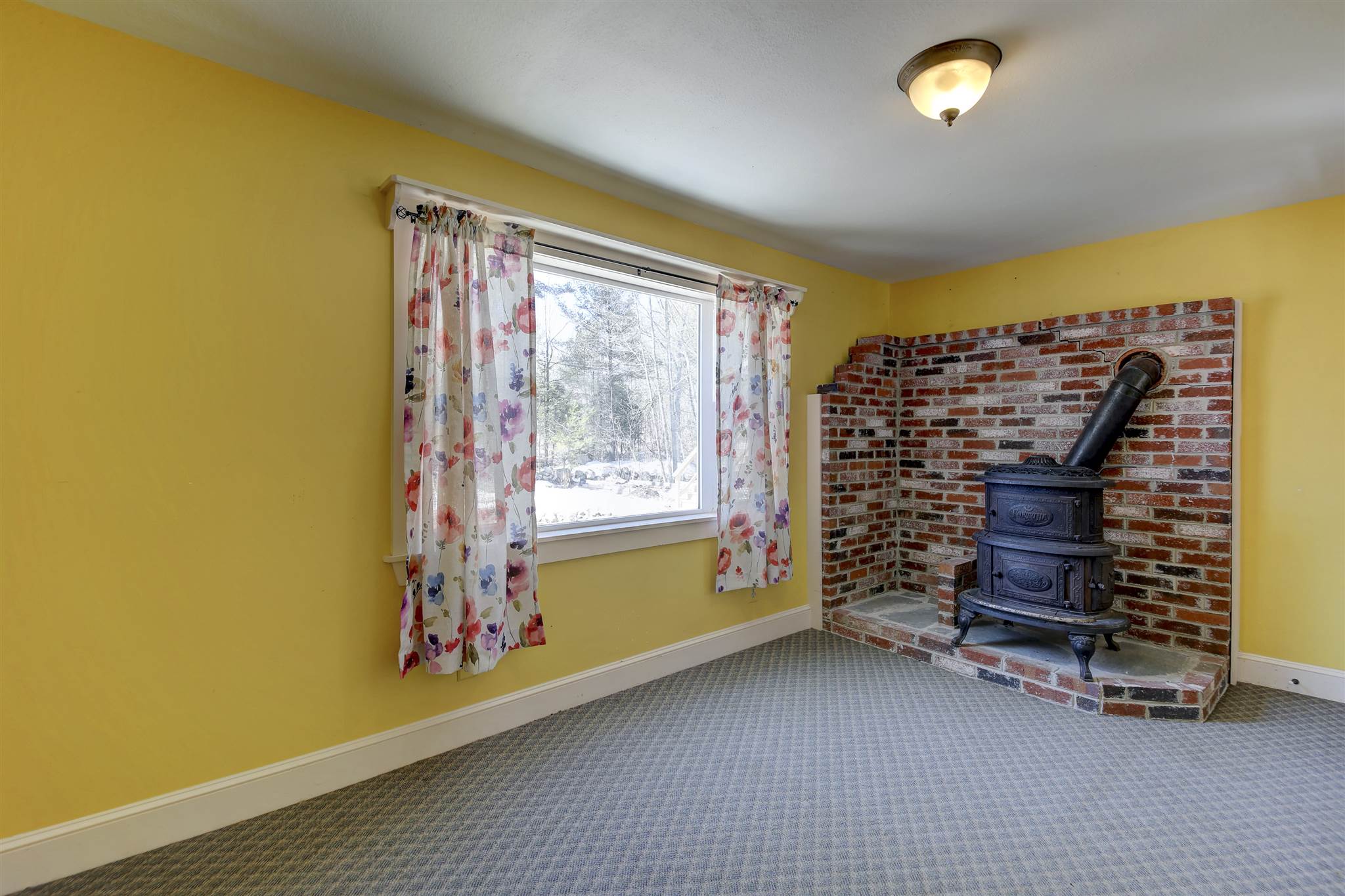 129 Danforth Lane Madison, NH 03875 - Photo 18 of 40