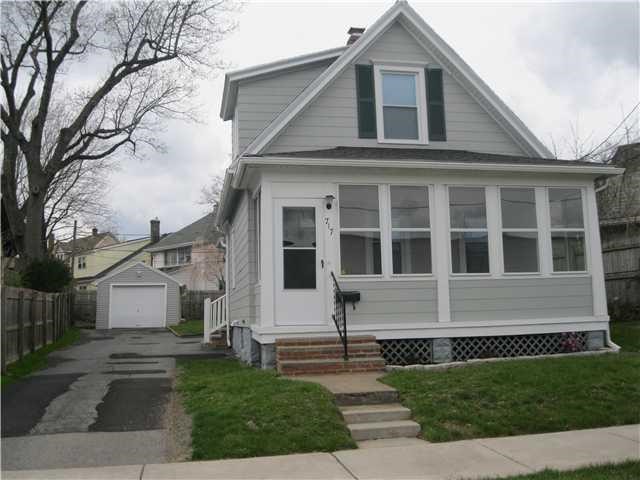 717 Hollenbeck Street Rochester, NY 14621 - Photo 1 of 1