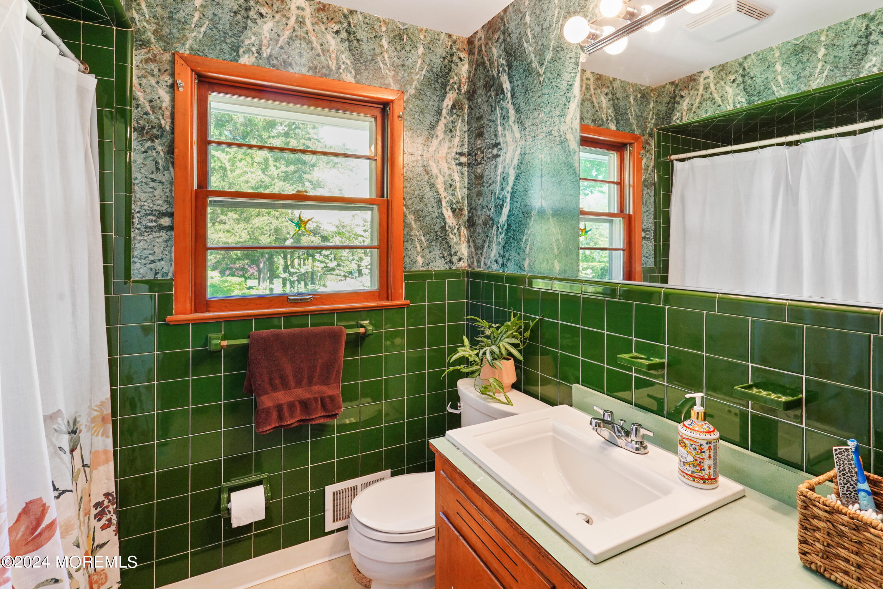 2546 River Road Manasquan, NJ 08736 - Photo 31 of 49 Hall Bath