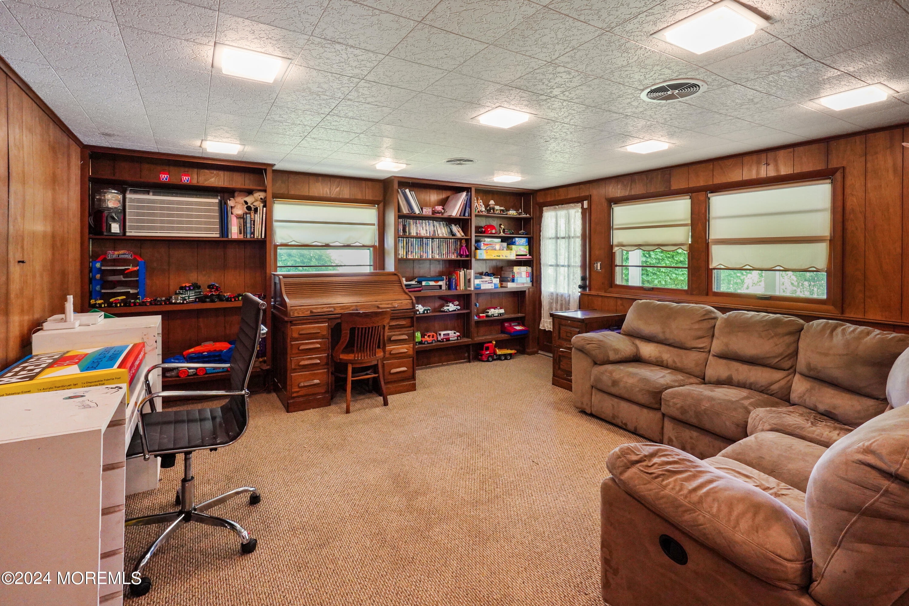 2546 River Road Manasquan, NJ 08736 - Photo 33 of 49 Family Room