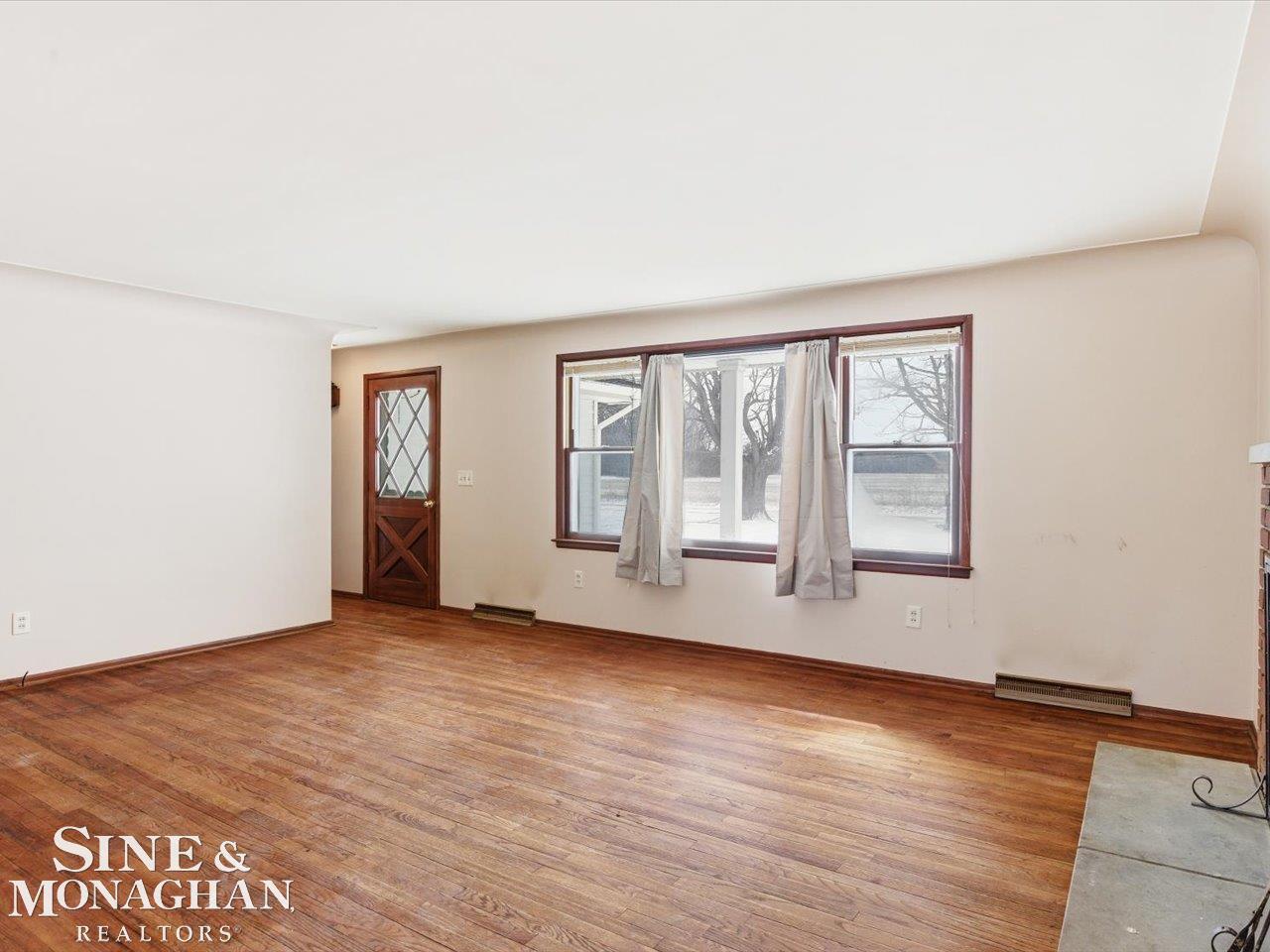 6761 Mortimer Line Road Lexington, MI 48450 - Photo 7 of 31 50202091-9a939117-cea6-4327-b81e-1477e58aa8af.JPG