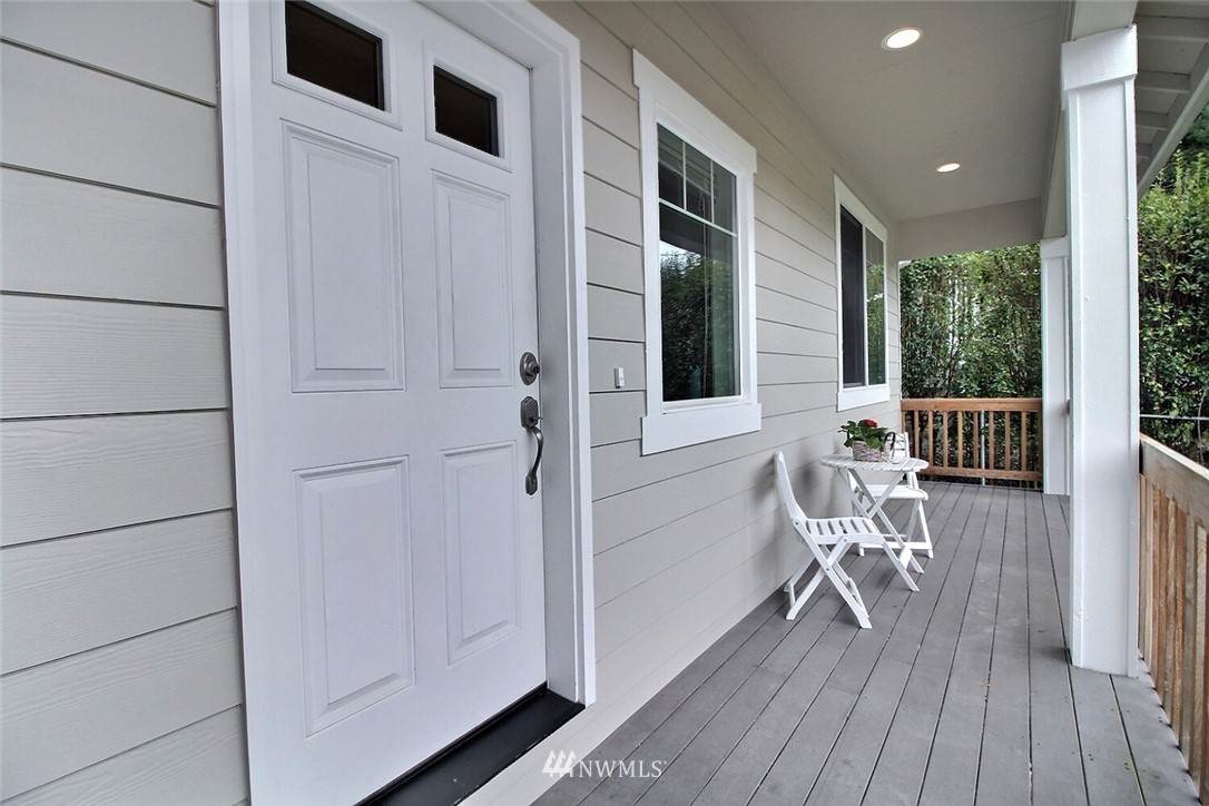 1501 North 36th Street Renton, WA 98056 - Photo 2 of 39