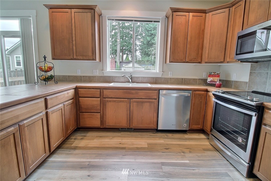 1501 North 36th Street Renton, WA 98056 - Photo 14 of 39