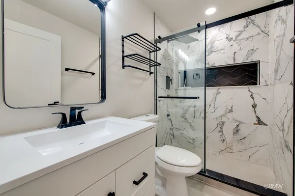 $2,500 | 359 Chaparral Circle, Elgin, IL 60120