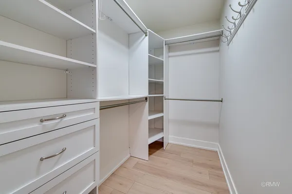 $2,500 | 359 Chaparral Circle, Elgin, IL 60120