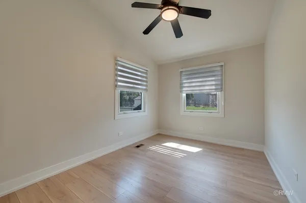 $2,500 | 359 Chaparral Circle, Elgin, IL 60120