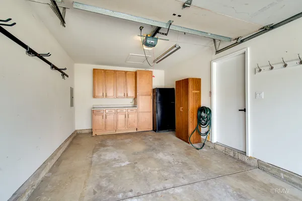 $2,500 | 359 Chaparral Circle, Elgin, IL 60120