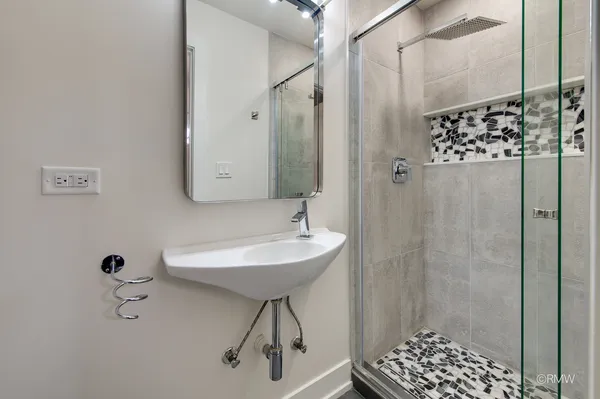 $2,500 | 359 Chaparral Circle, Elgin, IL 60120