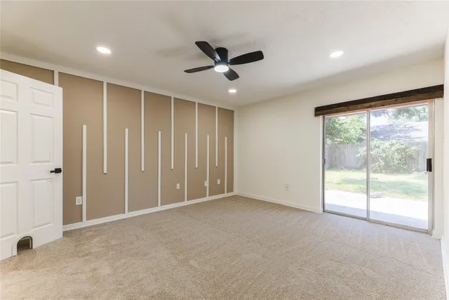 $1,950 | 431 Topsail Way, Crosby, TX 77532