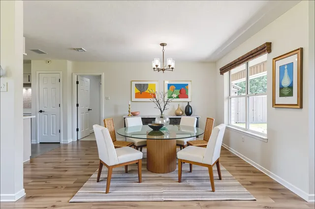 $1,950 | 431 Topsail Way, Crosby, TX 77532